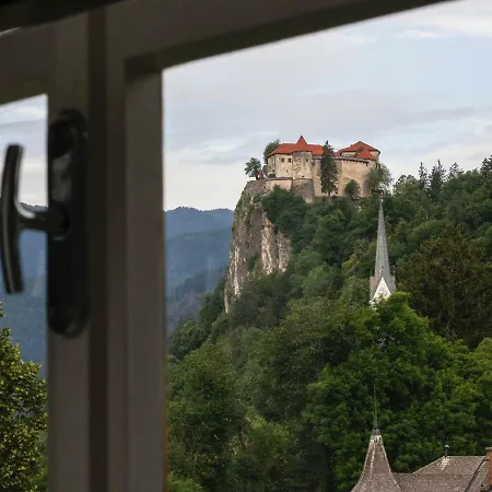 Apartment In The Heart Of Bled With Views Exterior foto