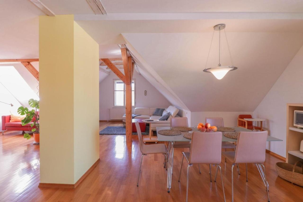 In The Heart Of With Views Apartment *