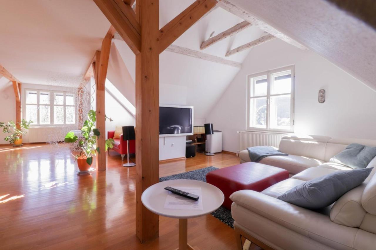 Apartment In The Heart Of With Views *