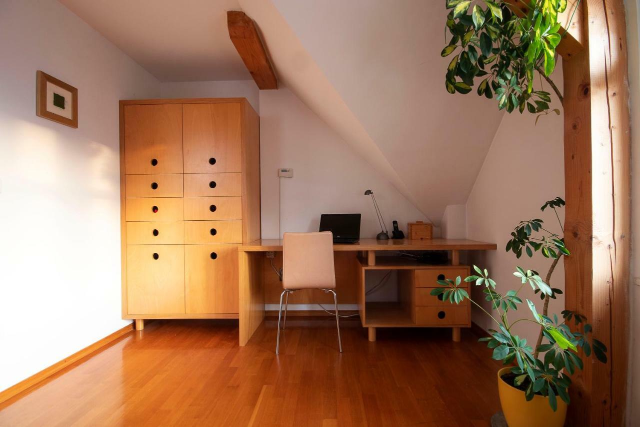 Apartment In The Heart Of With Views Bled